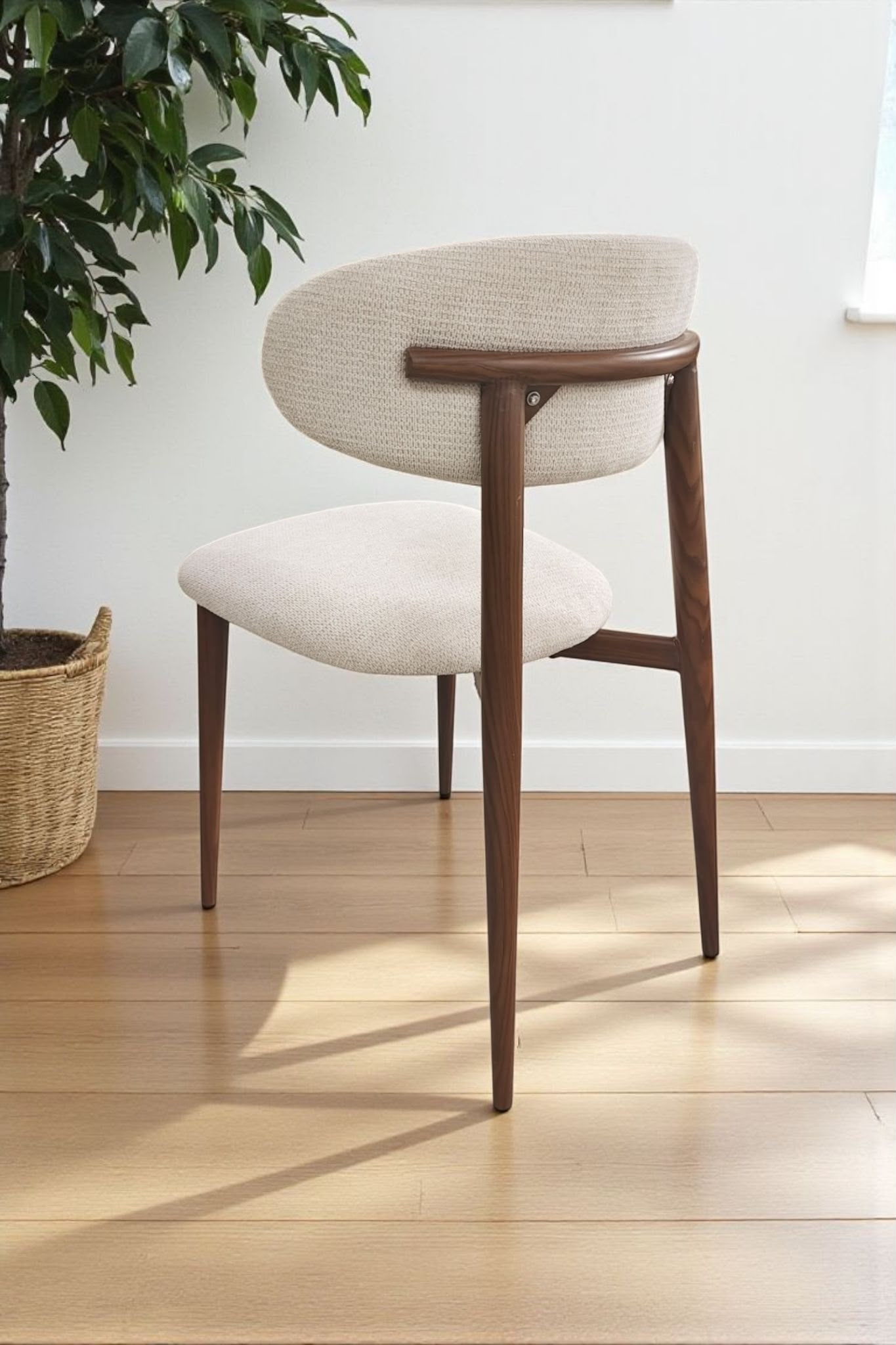 Chaise bohème noyer