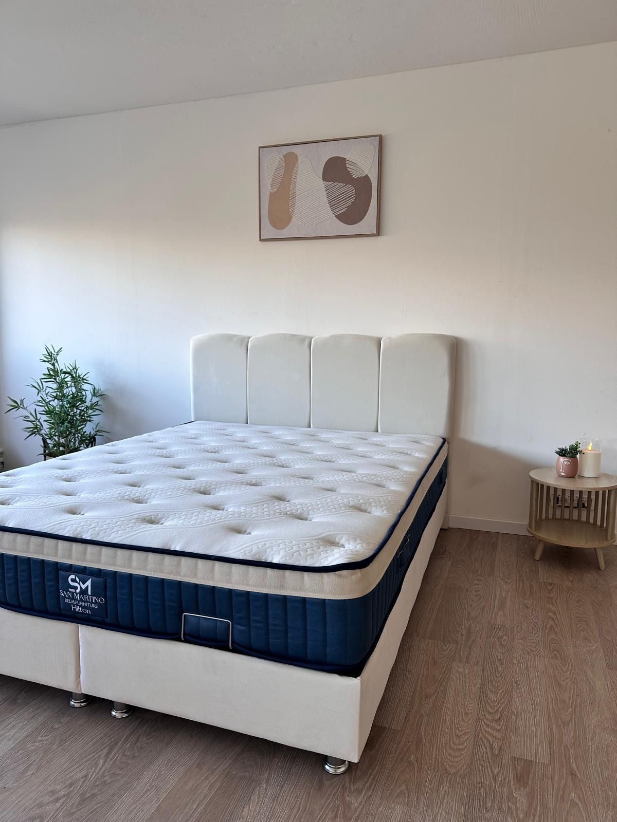 Lit Coffre Celia Velours Anti-Tache